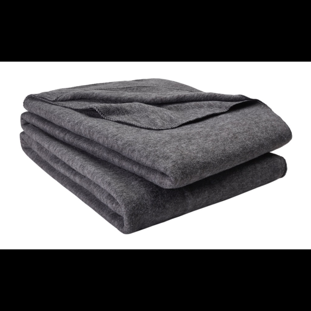 Mainstays Value Bed Blanket, Full/Queen, Gray